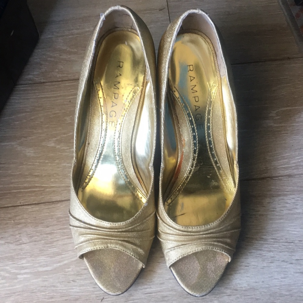 Cute gold Rampage wedges